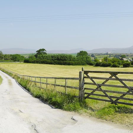 Mill Dam Farm Cottage Bentham Dış mekan fotoğraf