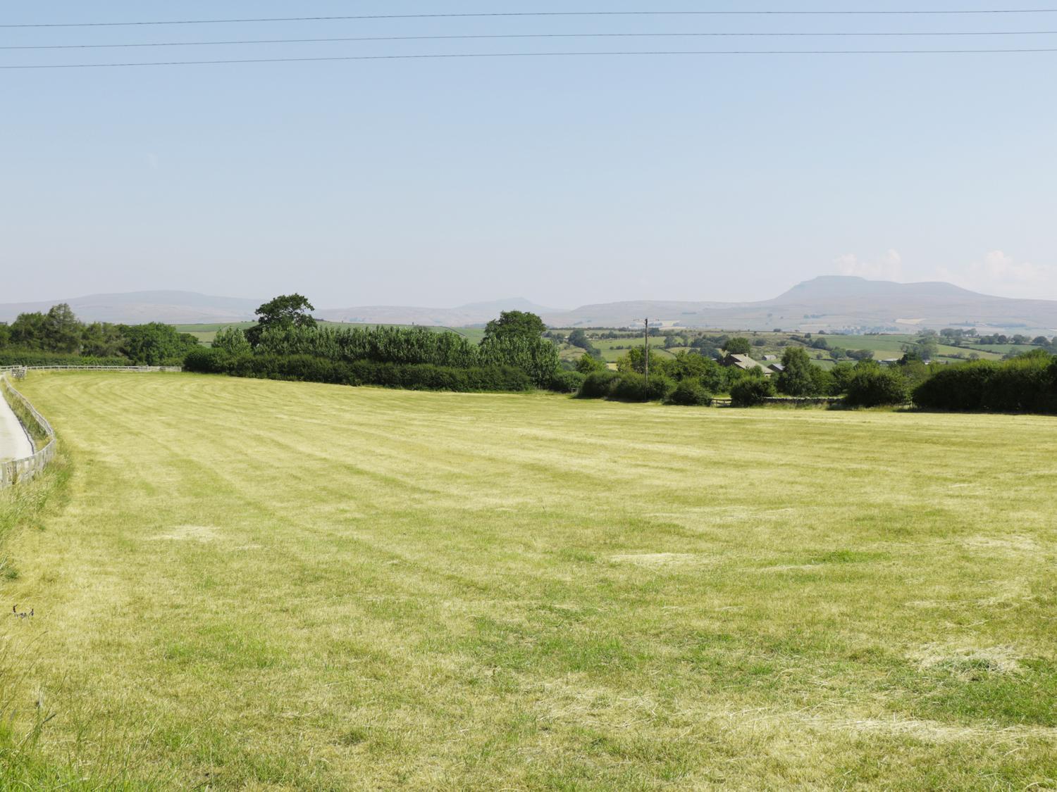 Mill Dam Farm Cottage Bentham Dış mekan fotoğraf